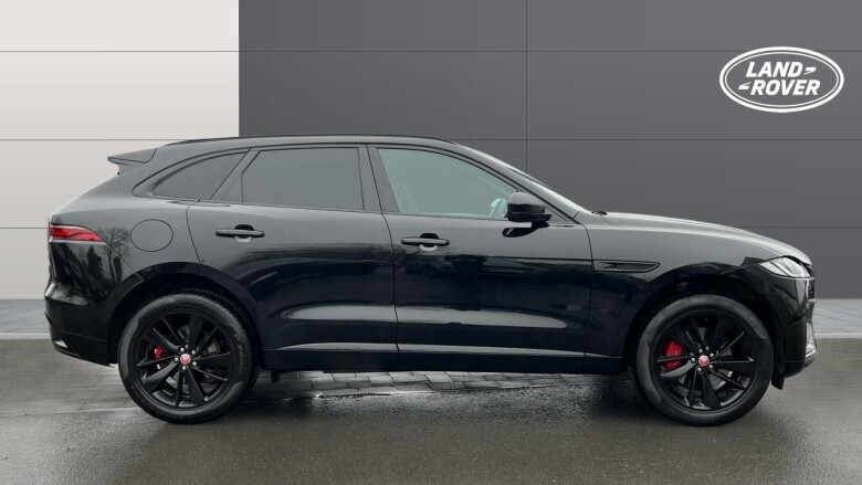 Jaguar F-Pace 2.0 D200 R-Dynamic Black 5dr Auto AWD Diesel Estate